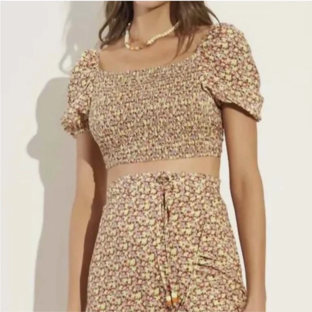 Maaji Radiant Crop Top In Natural Meadow‎ Autumn M - Picture 2 of 6